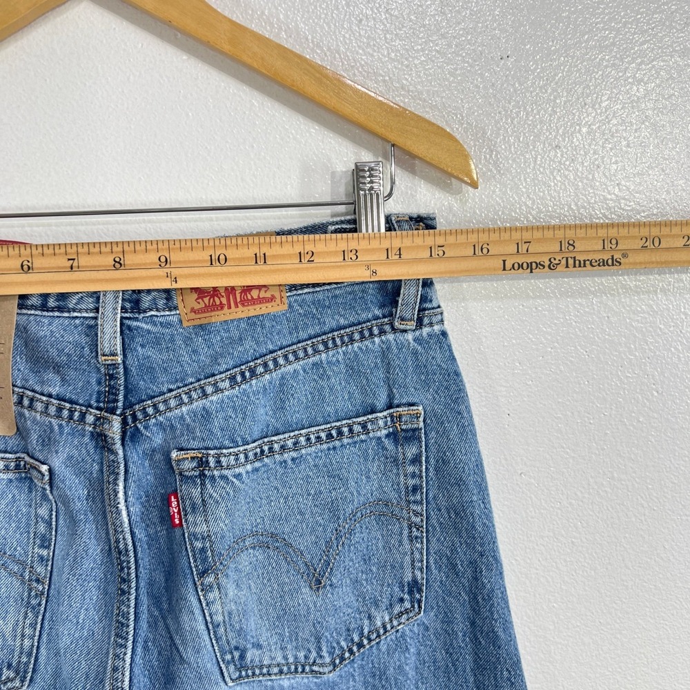 Levi's Cinch Barrel Women's Jeans 29 Light Wash Blue High Rise Wide Leg Relaxed - Picture 9 of 11